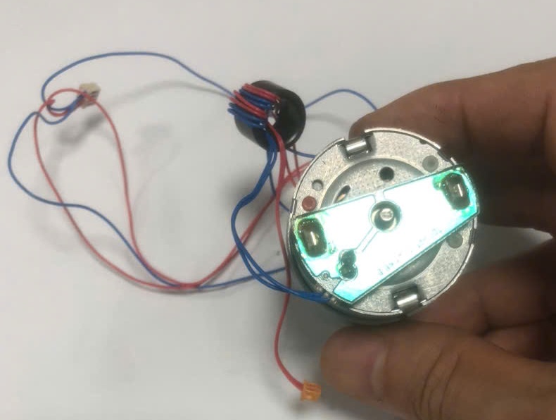 z7060936757884_3e3a55bde43170c8dbbb55270a1e8395