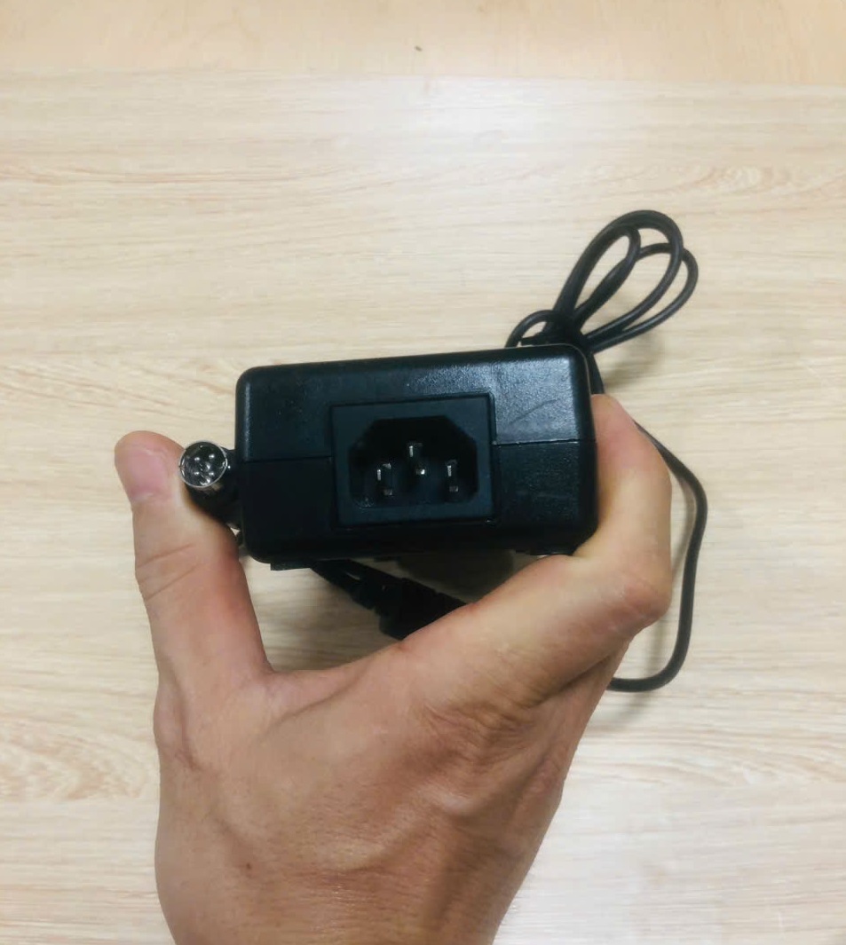 z7211605553504_692bacc00cf61637df9ccc04a6586b95